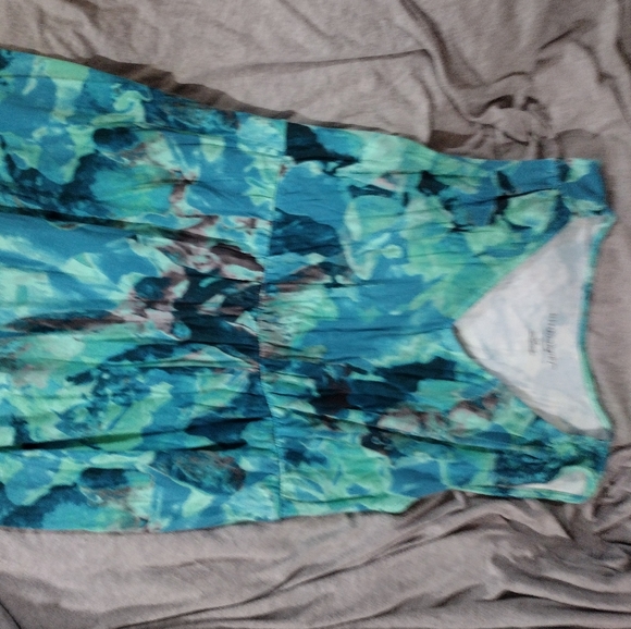 4 MATERNITY DRESSES - Picture 11 of 15